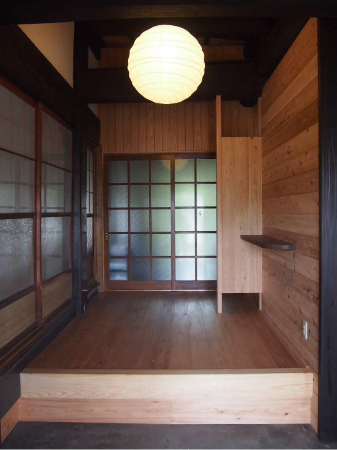 古民家リノベ 玄関をおもてなし空間に 静岡県の新築 注文住宅 リフォーム 古民家リノベーションなら 山崎建築 へ